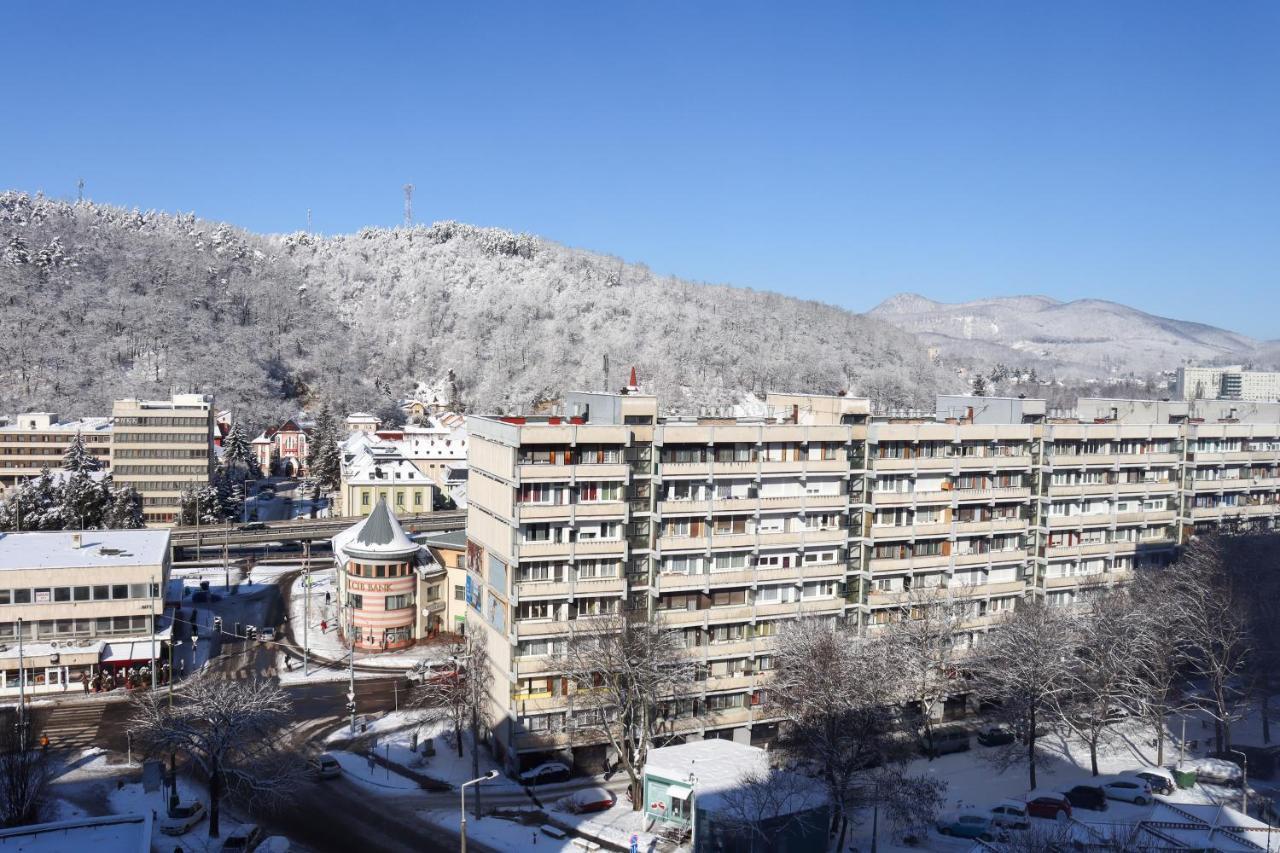 Krisztina Apartman Apartment ชาลโกตาร์ยัน ภายนอก รูปภาพ