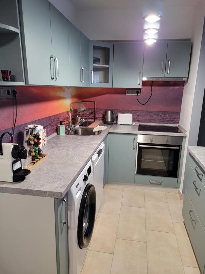 Krisztina Apartman Apartment ชาลโกตาร์ยัน ภายนอก รูปภาพ